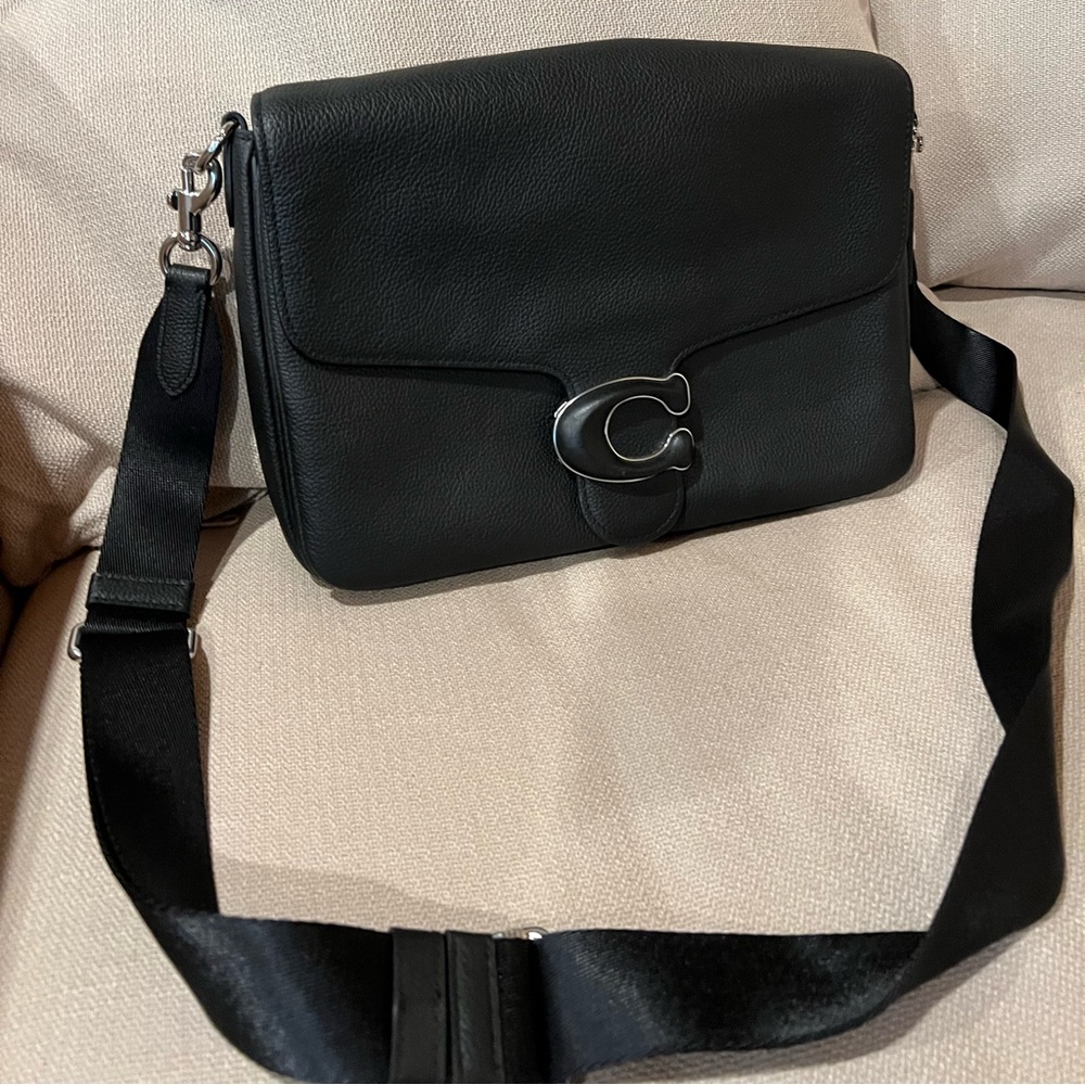 COACH SOFT TABBY MESSENGER BAG BLACK PEBBLED LEATHER